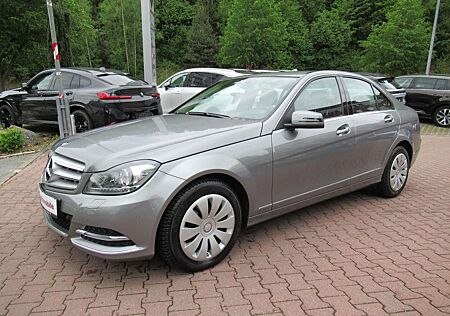 Mercedes-Benz C 180 CGI*12500 km*Automatik*SHZ*Xenon*Navi