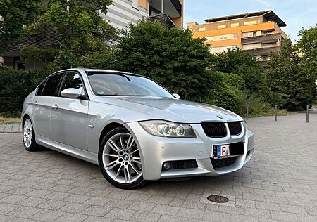 BMW 335i Lim. M Sport Paket/Navi Prof/SHD/Xen/Keyles