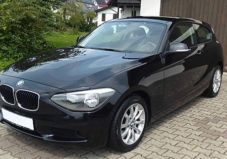 BMW 116i // ALU/KLIMA/PDC/RADIO/CD