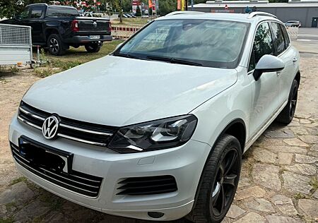 VW Touareg Volkswagen 3.0 V6 TDI Tiptronic BlueMotion Tech...