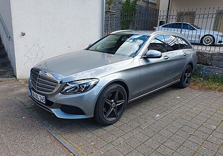 Mercedes-Benz C 220 d 4MATIC T Autom. -
