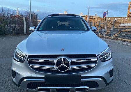 Mercedes-Benz GLC-Klasse GLC 200 d ,Pan,Dist,PDC,Kam,LED,Memory,Totwinkel