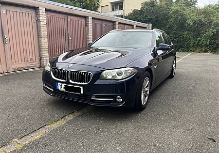 BMW 530d Touring A -