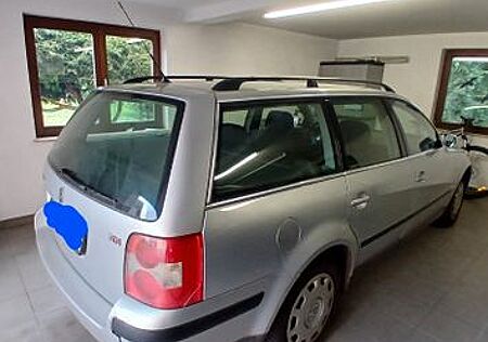 VW Passat Volkswagen 1.9TDI 96kW 6-Gang Basis