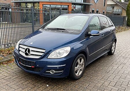 Mercedes-Benz B 200 B -Klasse*8 FACH BR.*AHK*SCHECKHF*