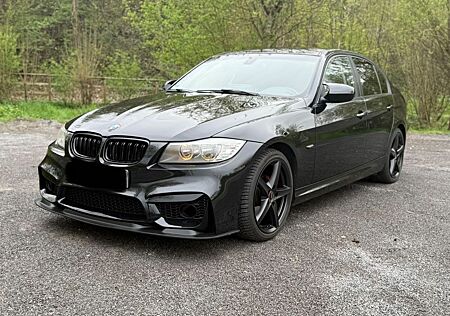 BMW 318i E90 130.000km Bj. 2011