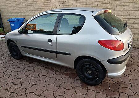 Peugeot 206 Petit Filou 75 Petit Filou