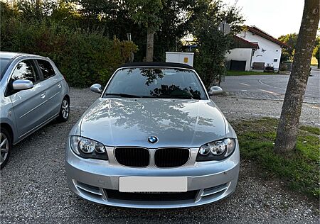 BMW 120i Cabrio -