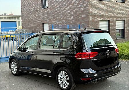 VW Touran Volkswagen 2.0 TDI SCR DSG Highline BMT