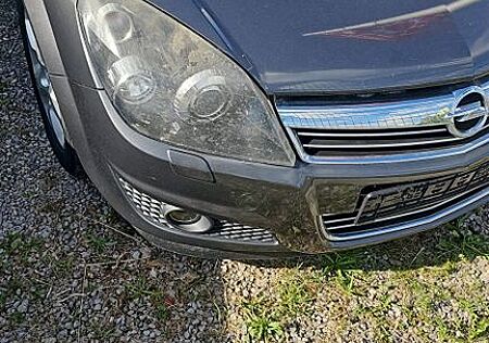 Opel Astra Caravan 1.9 CDTI Edition 111 Jahre 110...