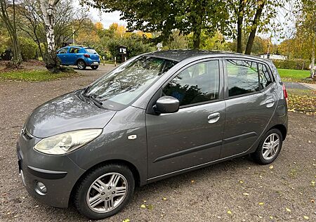 Hyundai i10 1.2 mit Klima Erst 77 TKM TÜV 02-26