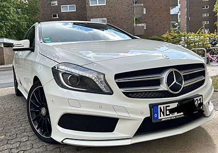 Mercedes-Benz A 180 AMG Line AMG Line
