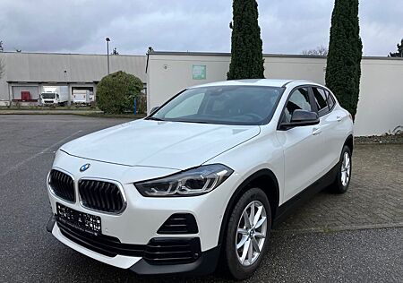 BMW X2 sDrive18d Steptronic Head-UP M-Leuchten