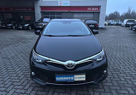 Toyota Auris -Edition-S+Navi-Kamera-SHZ-PDC-Alu-BC-NS-RC