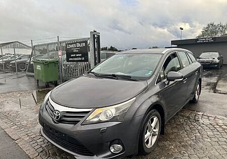 Toyota Avensis Combi 2,0-l-D-4D Life Navi + Camera