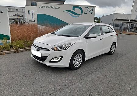 Hyundai i30 Classic NaVi Klima Sitzh Kamera TUV