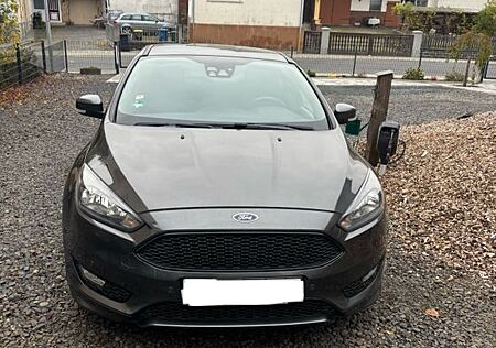 Ford Focus 1,0 EcoBoost 92kW ST-Line Auto ST-Line