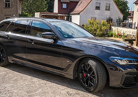BMW 540d xDrive Touring A -