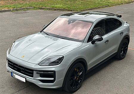 Porsche Cayenne Turbo E-Hybrid mit GT-Paket
