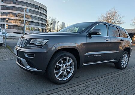 Jeep Grand Cherokee Summit 3.0 V6 M.-Jet 184kW Au...