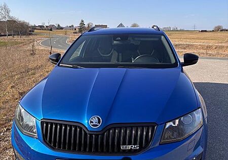 Skoda Octavia 2.0 TDI DSG RS Combi RS Sonderausstattun