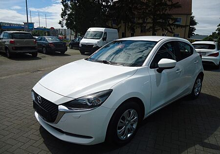 Mazda 2 Lim. Center-Line