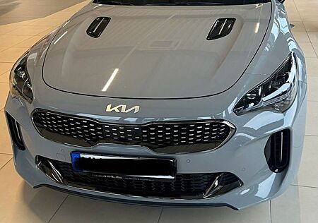 Kia Stinger 3.3 T-GDI AWD GT Klappenauspuff