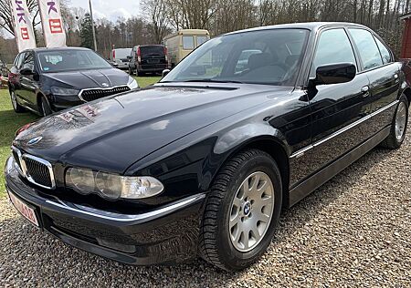 BMW 728i