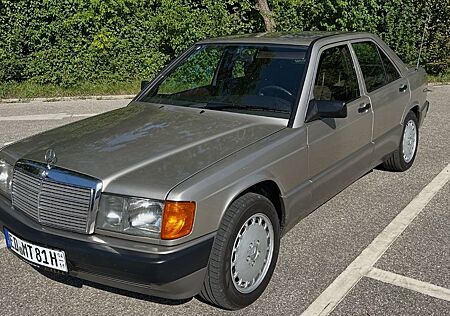Mercedes-Benz 190