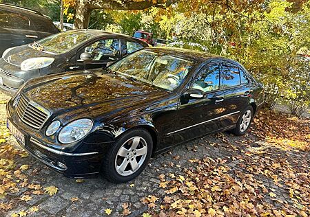 Mercedes-Benz E 240 4MATIC AVANTGARDE Avantgarde