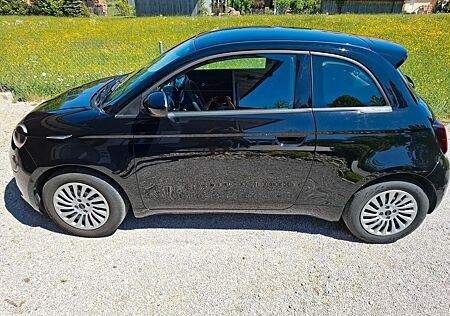 Fiat 500E (RED) Limousine 23,8 kWh (RED)