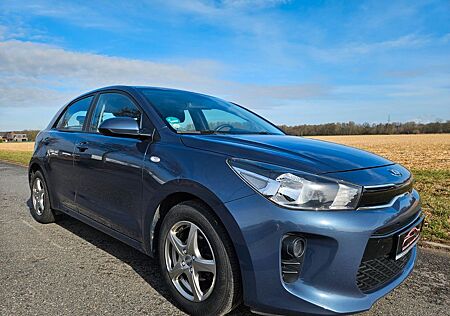 Kia Rio gebraucht kaufen Kia Rio / 1.4 / Edition 7 /