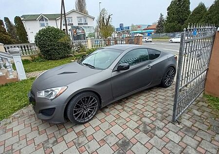 Hyundai Genesis 2.0T Automatik -