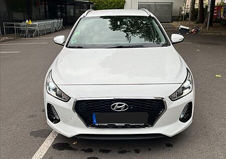 Hyundai i30 1.4 T-GDI 140PS Navi | Kamera | Klima