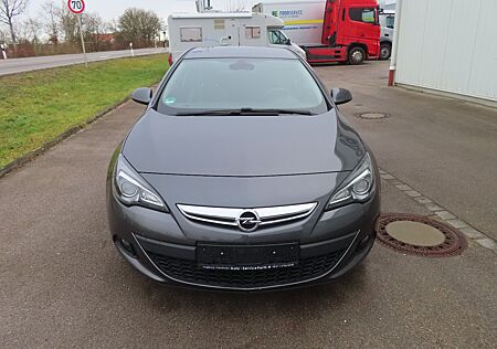 Opel Astra J GTC Innovation