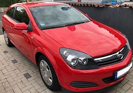 Opel Astra Coupé 2.2 DTI -