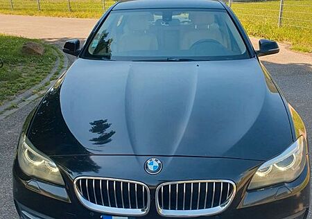 BMW 530D Luxus Leder sehr gut