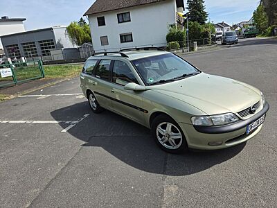 Opel Vectra 1.8 16V Plus Klima Plus Klima