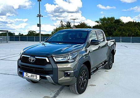 Toyota Hilux Invincible 2.8 D-4D / Doppelkabine