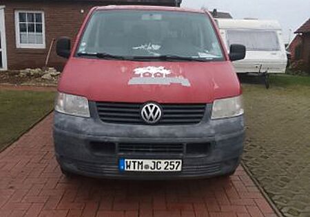 VW T5 Shuttle Volkswagen