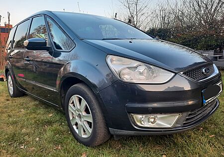 Ford Galaxy 2,0 TDCi 103kW DPF Ambiente Ambiente