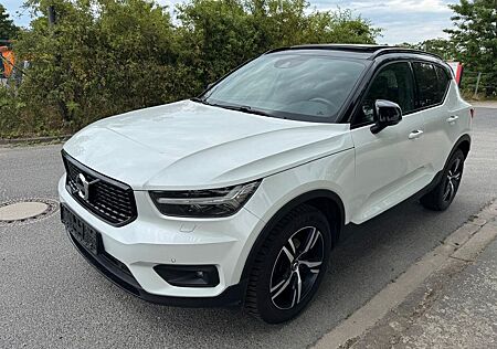 Volvo XC 40 XC40 T3 R Design/Pano/Keyless/Cam/
