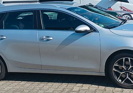 Kia Cee'd Sportswagon 1.5 T-GDI Spirit Sportswag...