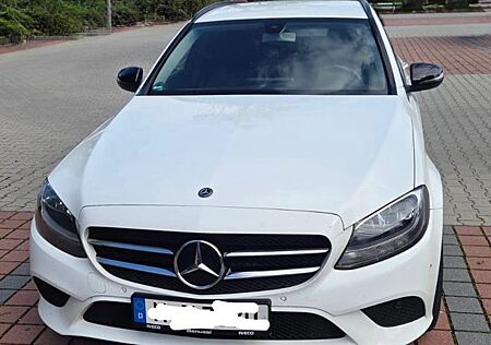 Mercedes-Benz C 220 d 4MATIC T Autom. -