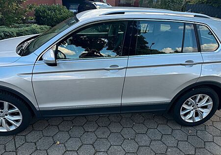 VW Tiguan Volkswagen Highline 1.5 TSI DSG (150 PS) | 03/202