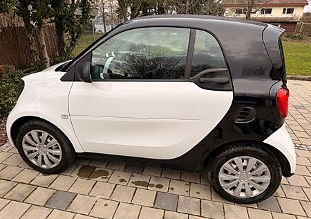Smart ForTwo coupé 1.0 45kW -