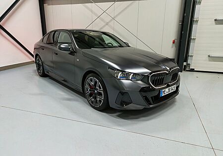 BMW i5 40 eDrive M Sport Pro Innovationsp. Pano 21"