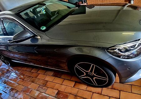 Mercedes-Benz C 220 d T Autom. -