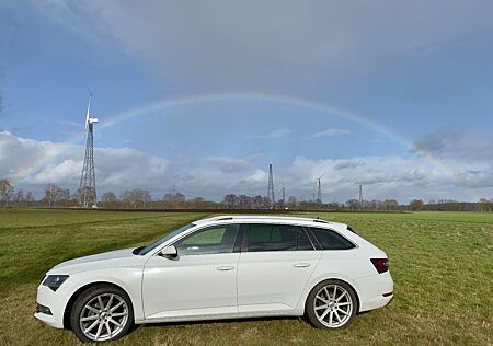 Skoda Superb 2.0 TDI SCR 140kW DSG Style Combi Style