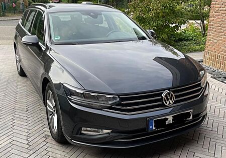 VW Passat Variant Volkswagen 2.0 TDI SCR DSG Business Vari...